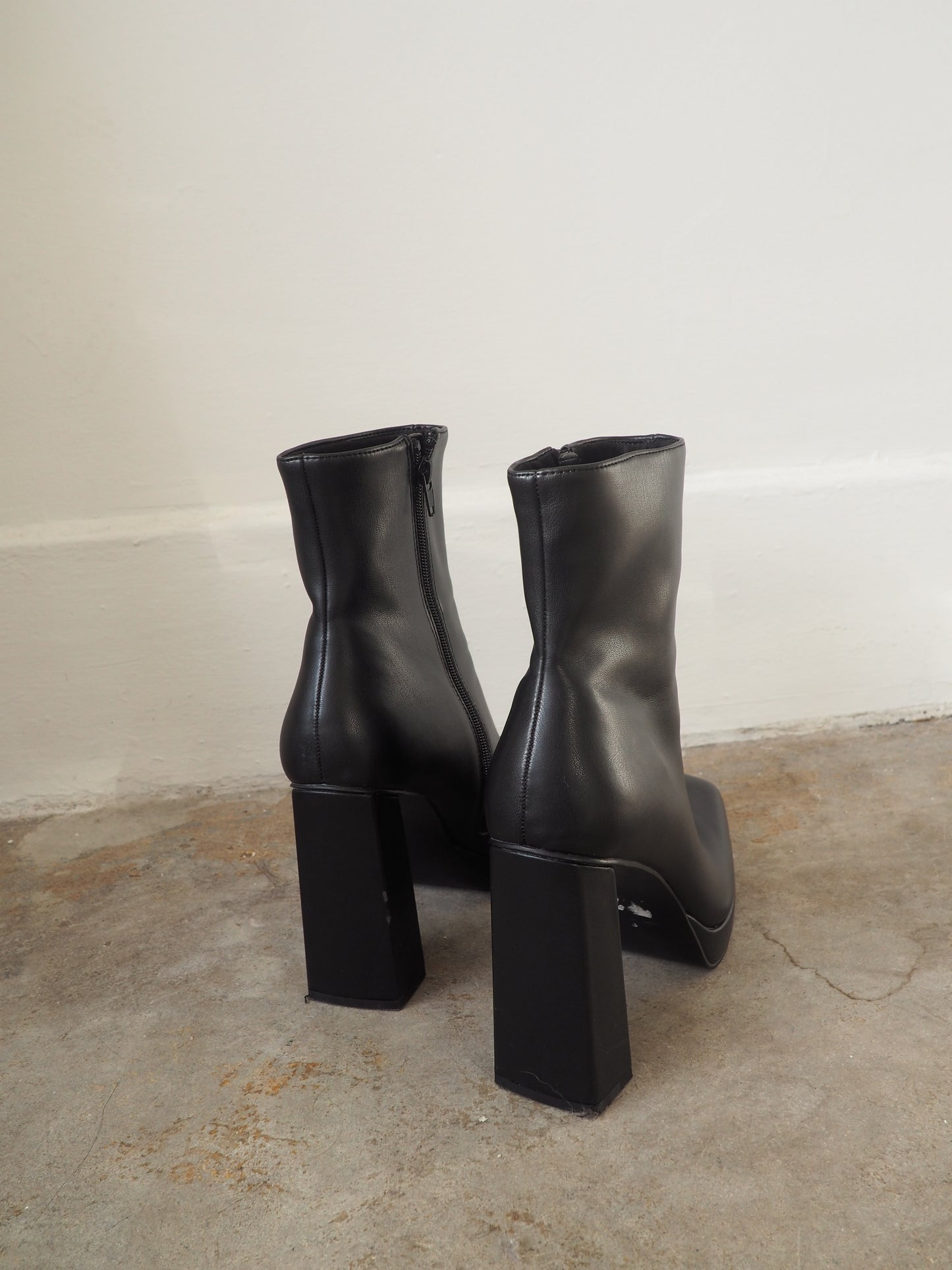 Steve Madden Platform Boots - Black