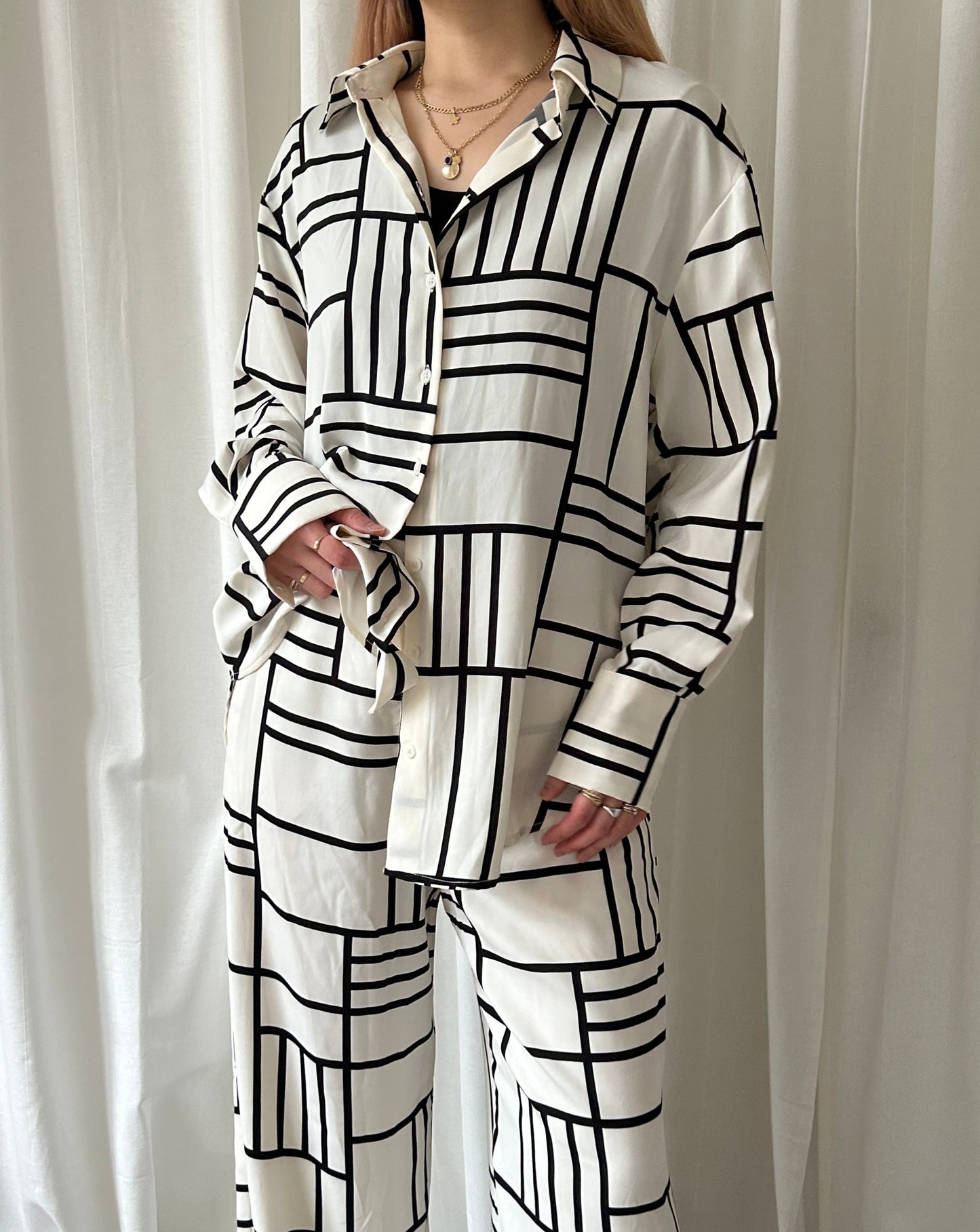 Dynamite Stripped Set -Black/White