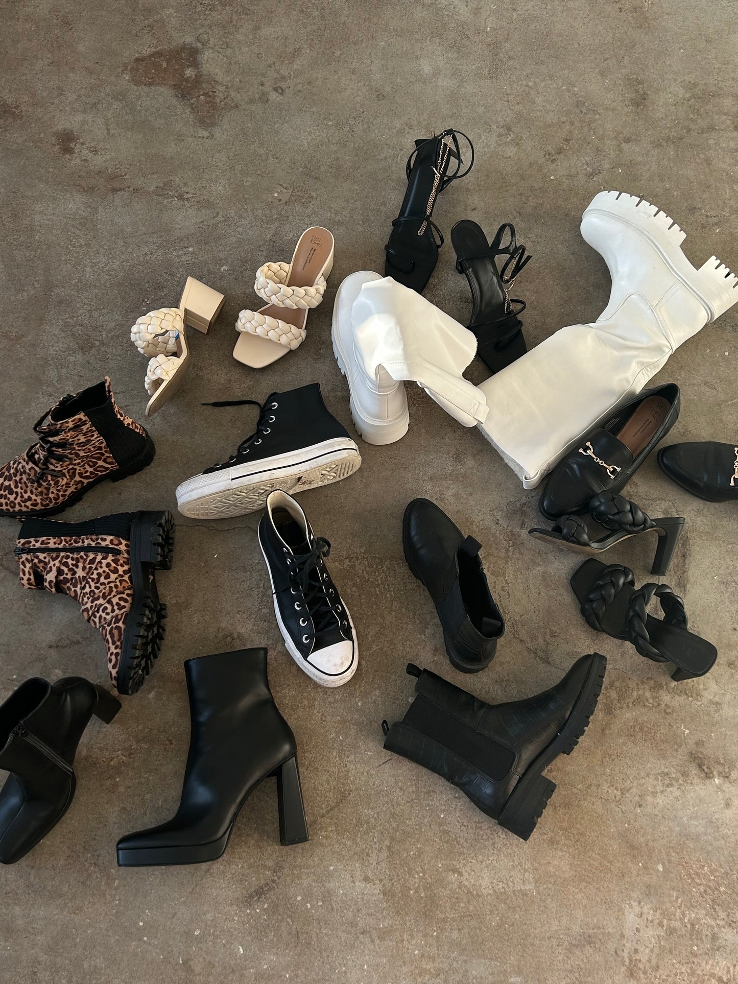 Steve Madden Platform Boots - Black