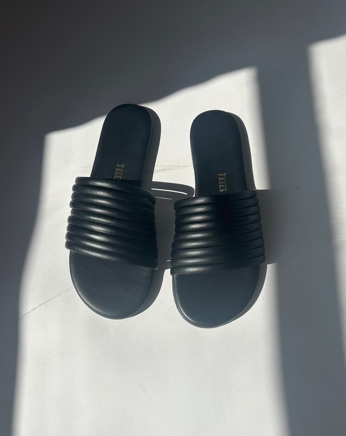 Tkees Sandals - Black