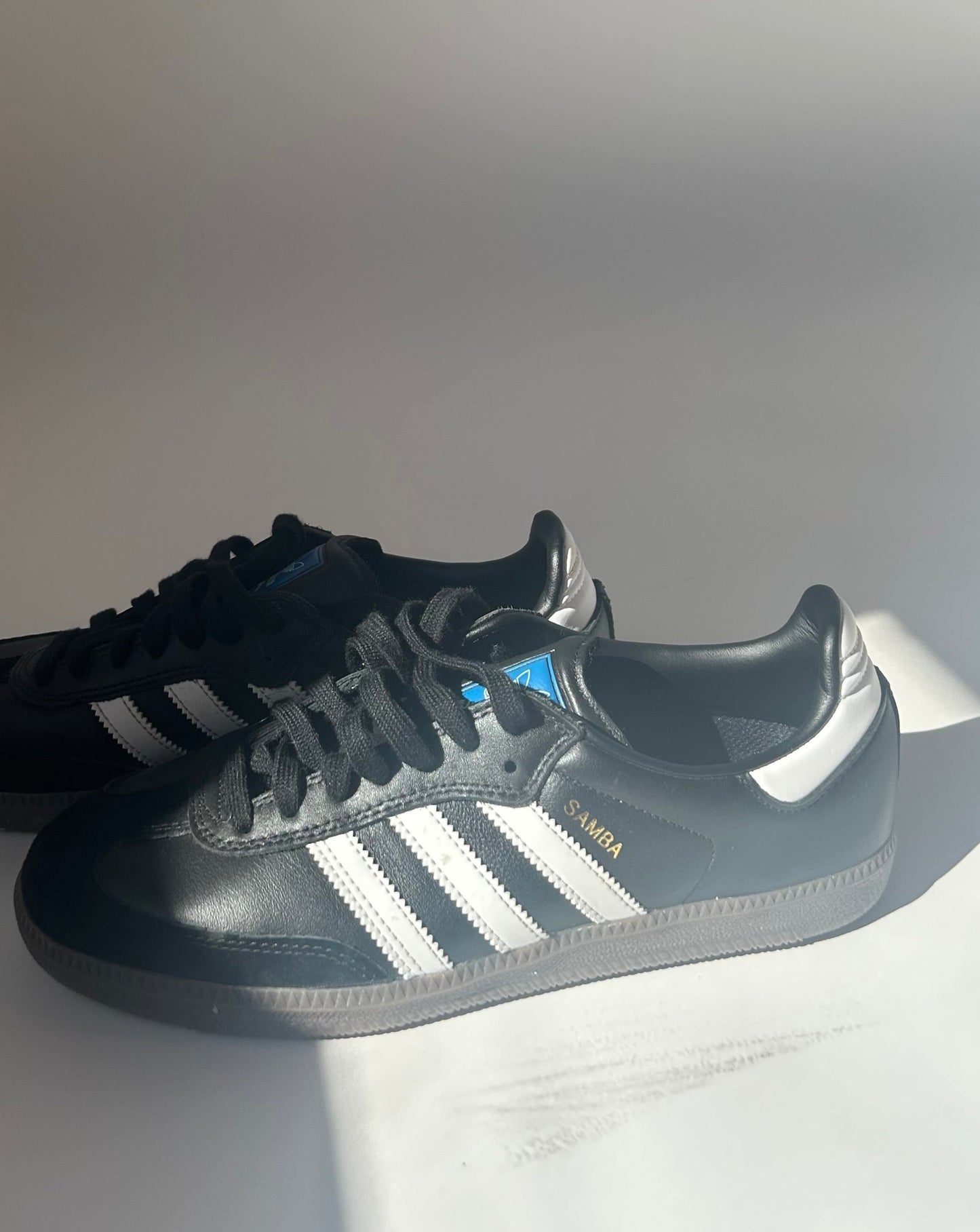 Sambas - Black