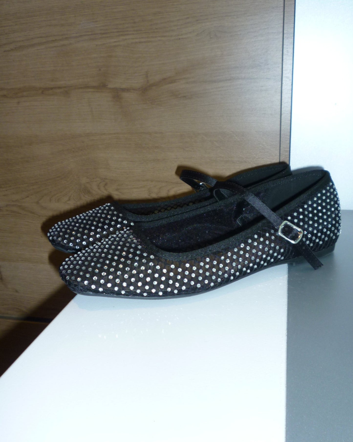 Soda Sparkle Ballet Mesh Flats - Black