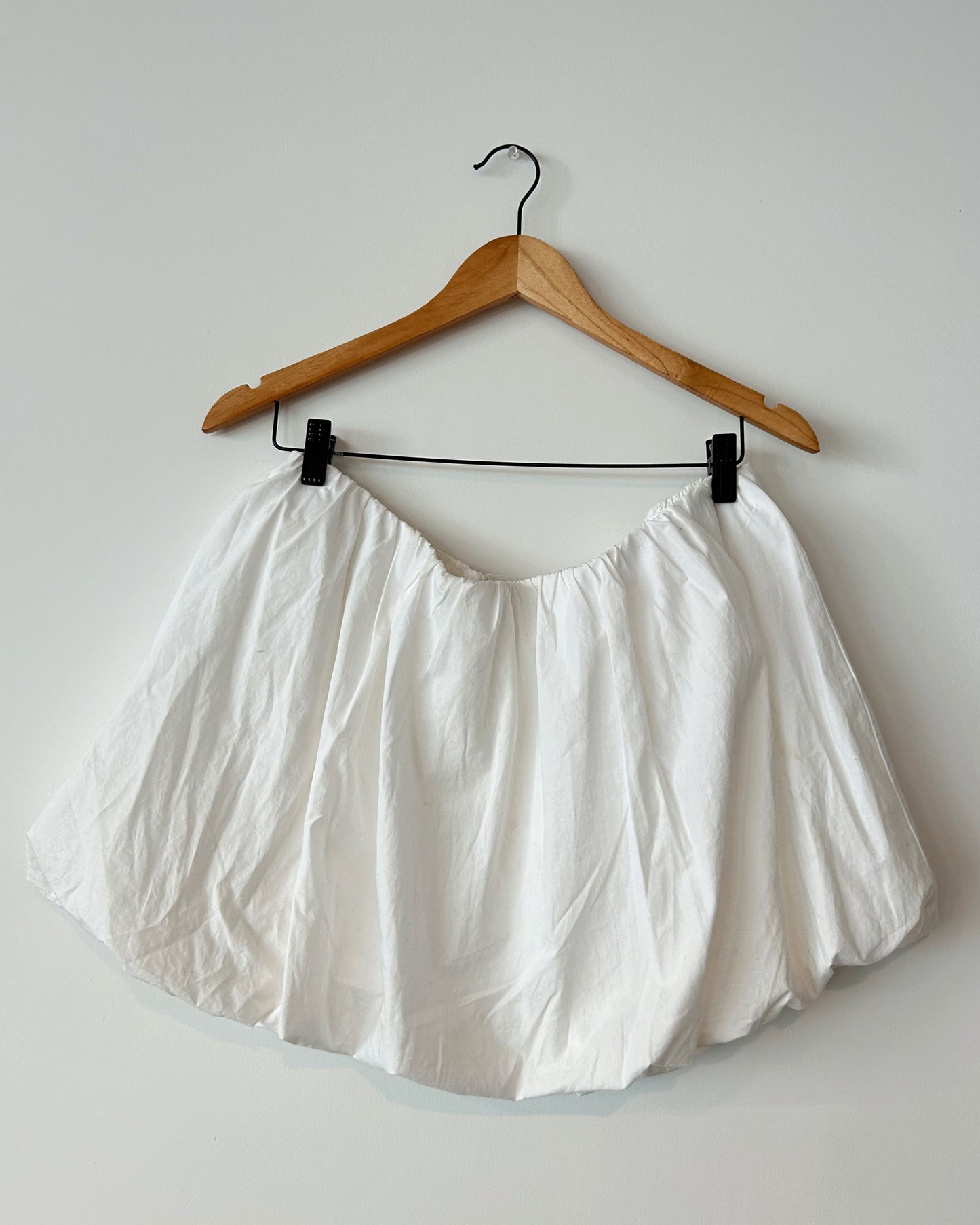 Aritzia Bubble Skirt - White