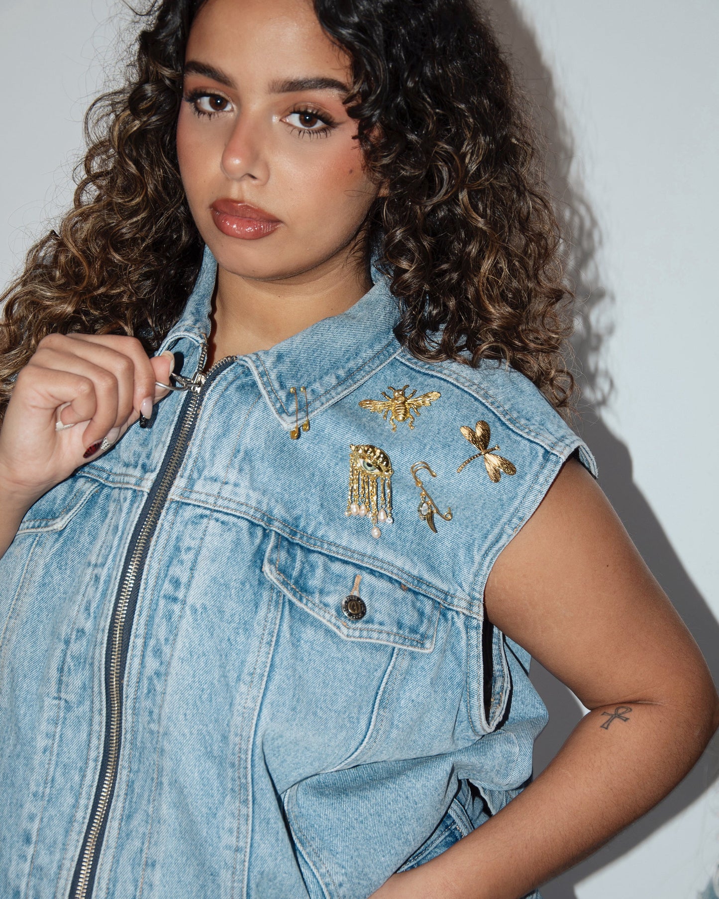 Charmed Denim Vest - Light Wash