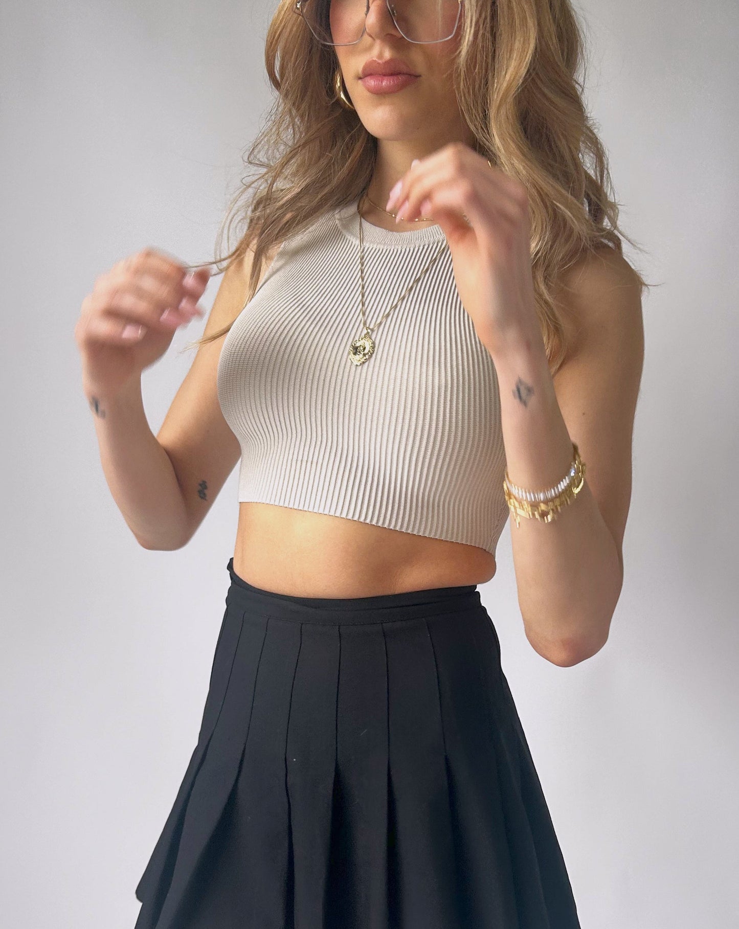 Babaton Ribbed Crop Top - Brown