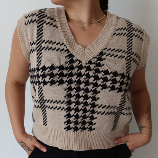 Houndstooth Knit Vest